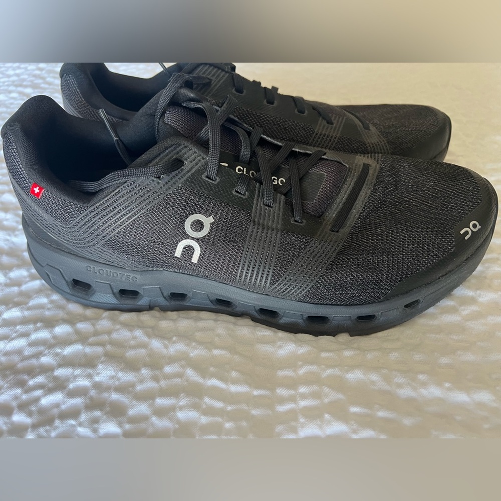 On Running Cloudgo Men's Black Shoes